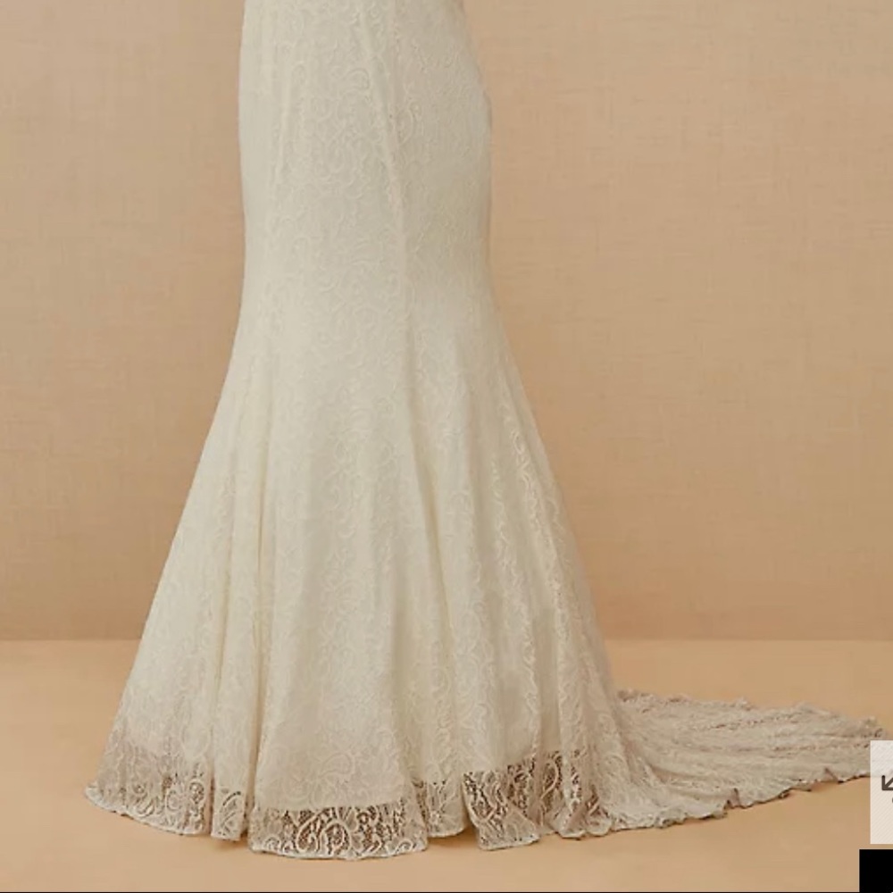 NWT TORRID IVORY LACE BEADED SLEEVELESS MERMAID WEDDING DRESS - Picture 3 of 7